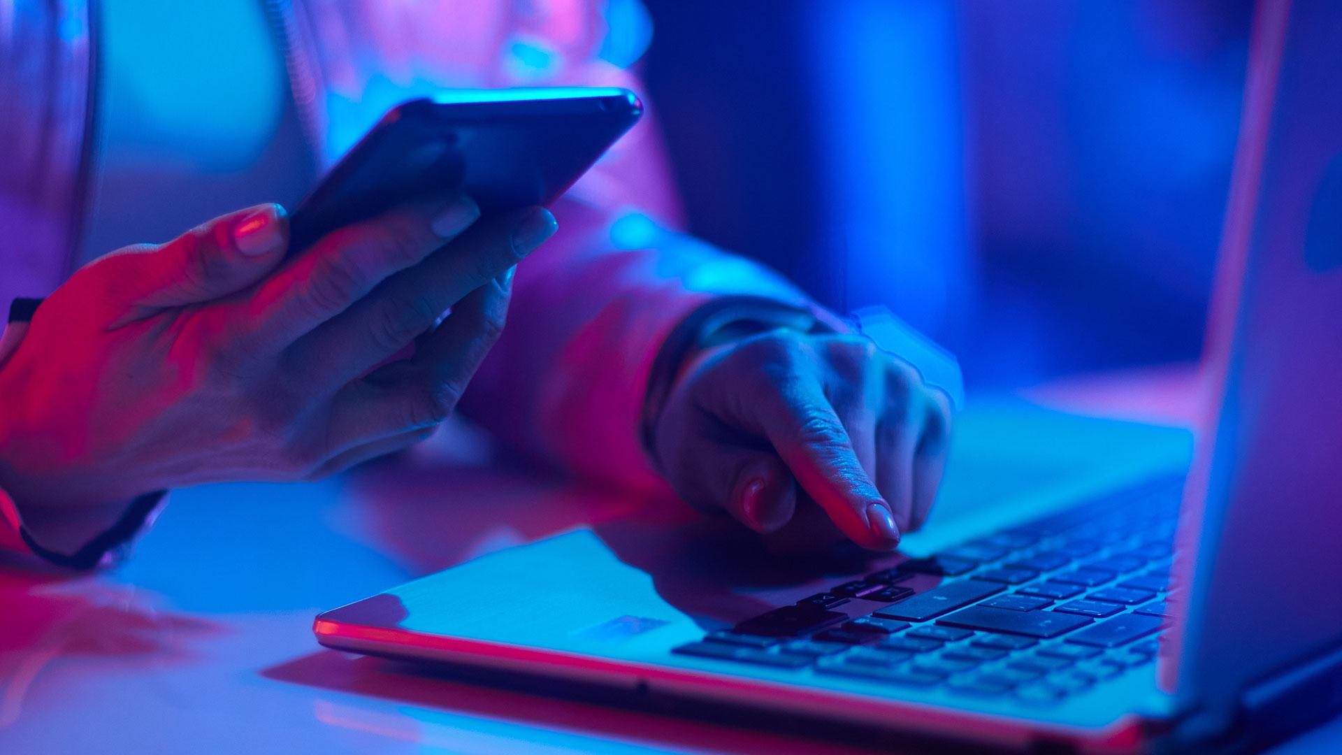 6 Ways to Combat Internal Fraud in a Hybrid Work Environment 